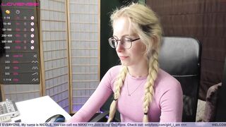 girl_i_am - [Chaturbate Video Recording] Hot Parts Roleplay Ticket Show