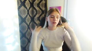 vikki_newes - Video  [Chaturbate] riding-cock lesbian-sex pussyhairy hd-porn