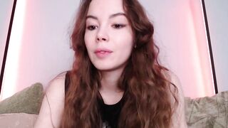 askeva - Video  [Chaturbate] newbie pantyhose -friend 18yo