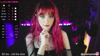 greeny_mat - Video  [Chaturbate] metendo boobies saggy-tits loira