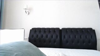 clickki - Video  [Chaturbate] trans cock-sucking body-massage buttplug