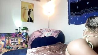 evelynrossi - Video  [Chaturbate] hungarian trimmed chill pool