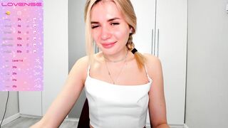 _girl_dream_ - Video  [Chaturbate] costume play rico amiga