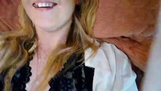 hockeywife - Video  [Chaturbate] smallbreasts fuckmachine -masturbation jerkoff