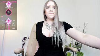 nicole_hartree - Video  [Chaturbate] tiny-girl -smoking twerking danish