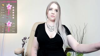 nicole_hartree - Video  [Chaturbate] tiny-girl -smoking twerking danish