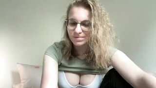 lillybambus - Video  [Chaturbate] sapphic-erotica cum bulge rimming