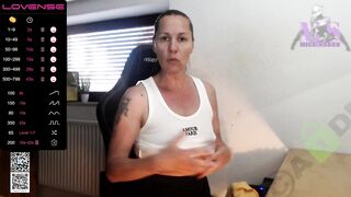 the_milf_steff - Video  [Chaturbate] light-brown-skin naked-women-fucking -dudes passivo