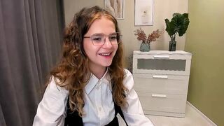 valeriya_land - Video  [Chaturbate] deflowered singlemom brunette goal