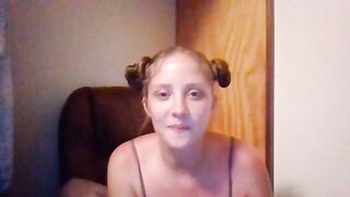 sallywalker2 - Video  [Chaturbate] Cute WebCam Girl handjob undressing spoon