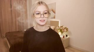 Lost_Cherryyy - [Stripchat] young blondes petite-blondes small-audience