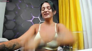 CarolinaCrystal - [Stripchat] petite-white fingering cock-rating interactive-toys-young