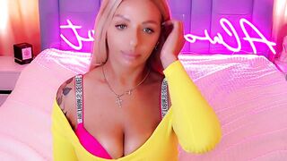 AllwaysHotJ - [Stripchat] twerk-milfs big-tits upskirt blondes