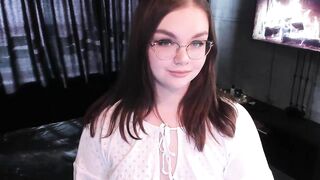 EvaBae - [Hot Stripchat] big-nipples piercings-white small-audience role-play