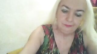 Meri798 - [Hot Stripchat] blondes petite-grannies cam2cam office