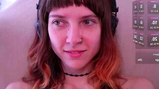 just_busking - Chaturbate Online Stream pump fingers flexing bigeyes