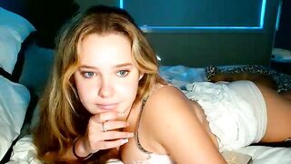 sweetlikedolly - Chaturbate Online Stream greeneyes latinos Live interaction punish