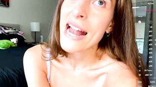 susannahxx - Chaturbate Stream happy model welcome darkhair