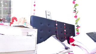 amabella_w - Chaturbate Live wildgirl legendsofruneterra smile sir