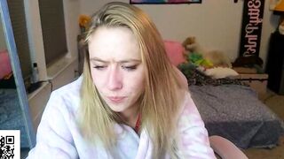 pr3ttyp1nkpussy - Chaturbate Live brownhair goddess cumming toy