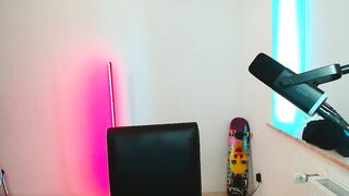 seductivebitxh - Chaturbate Live tiny sexylady Webcam balloons