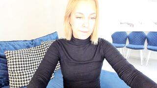 fknawesome - [Chaturbate Record Video] Playful Amateur Wet