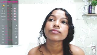 chloe_evans21 - [Chaturbate Video Recording] Beautiful Hidden Show Ass