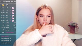small_blondee - [Chaturbate Free Video] Stream Record Erotic Cute WebCam Girl