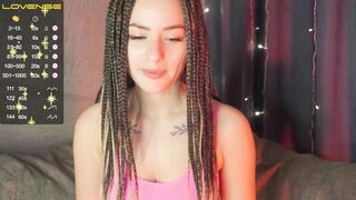 wet_peachs - [Chaturbate Cam Model Video] Sweet Model Lovense Natural Body