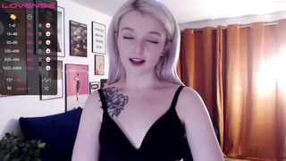 xoberry - [Chaturbate Cam Model Video] Web Model Natural Body Pussy