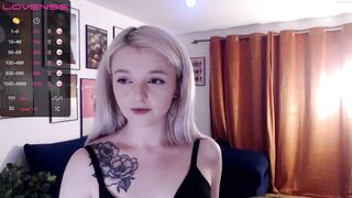 xoberry - [Chaturbate Cam Model Video] Web Model Natural Body Pussy