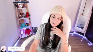 annie_dreams - [Chaturbate] Lovely Wet Only Fun Club Video