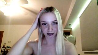 riababe - Video  [Chaturbate] newmodel top smoke sexyboy