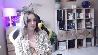 juicy_peach88 - Video  [Chaturbate] italian hot-naked-girl porno-amateur wet