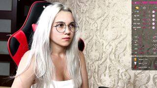 vrchan - Video  [Chaturbate] van petite femboy blowjobs