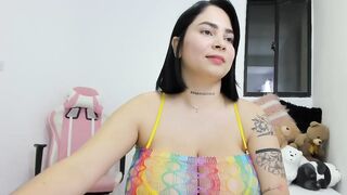 kim_velez - Videos  [Chaturbate] orgame girl greeneyes feetshow