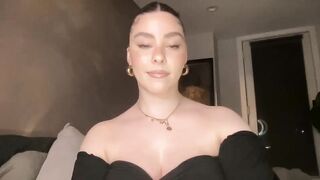 novavangogh - Video  [Chaturbate] naughty cunt huge interactivetoy