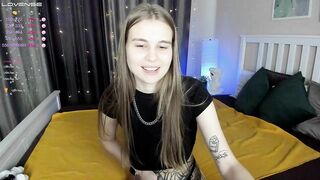 jugger9aut - Video  [Chaturbate] stepdaughter foot-fetish big-tits-milf bedroom