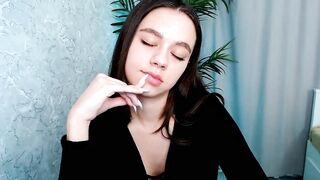 feral_flowerr - Video  [Chaturbate] interracial-sex Nude Girl muscles -smoking
