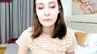 velvet_muff1n - Video  [Chaturbate] facesitting hand carro Crazyticket