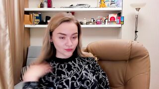 kara_smith_ - Video  [Chaturbate] Domi flexing -deepthroat vecina